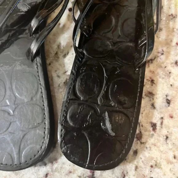 Coach Flip Flops - Picture 4 of 5